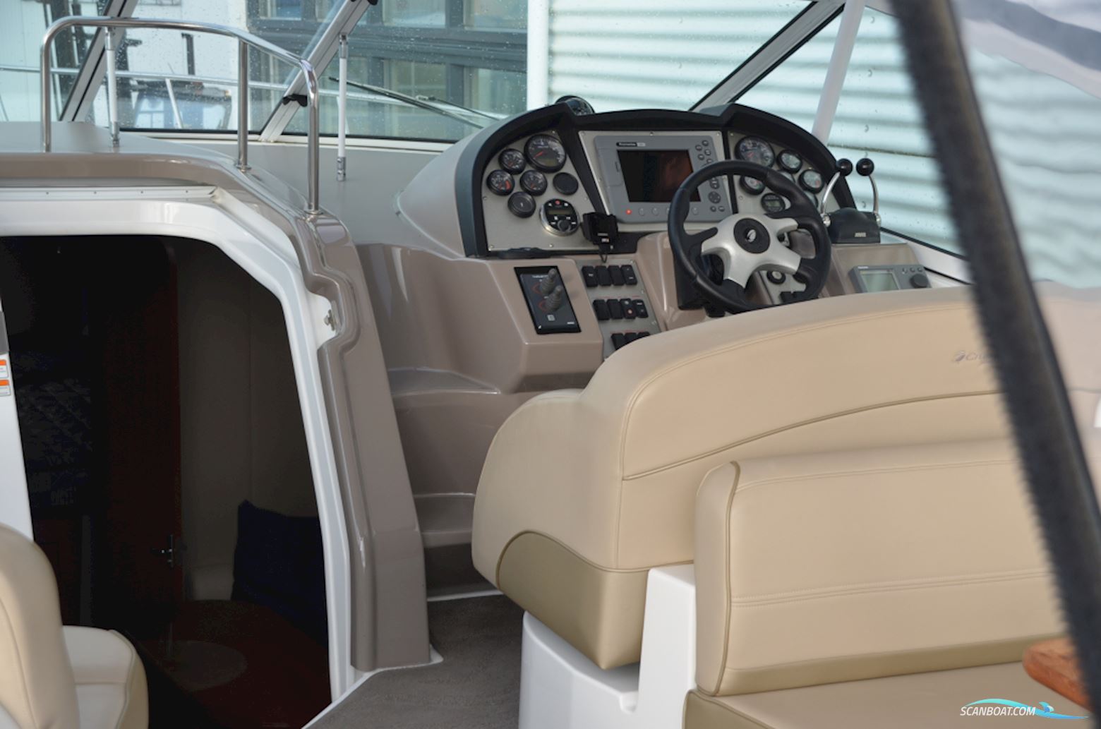 Cruisers 330 Express