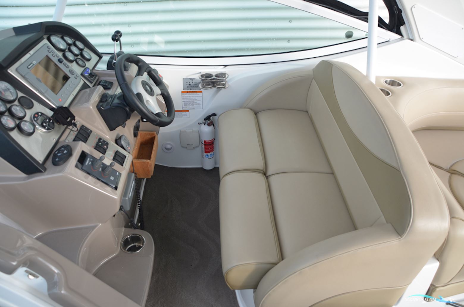 Cruisers 330 Express