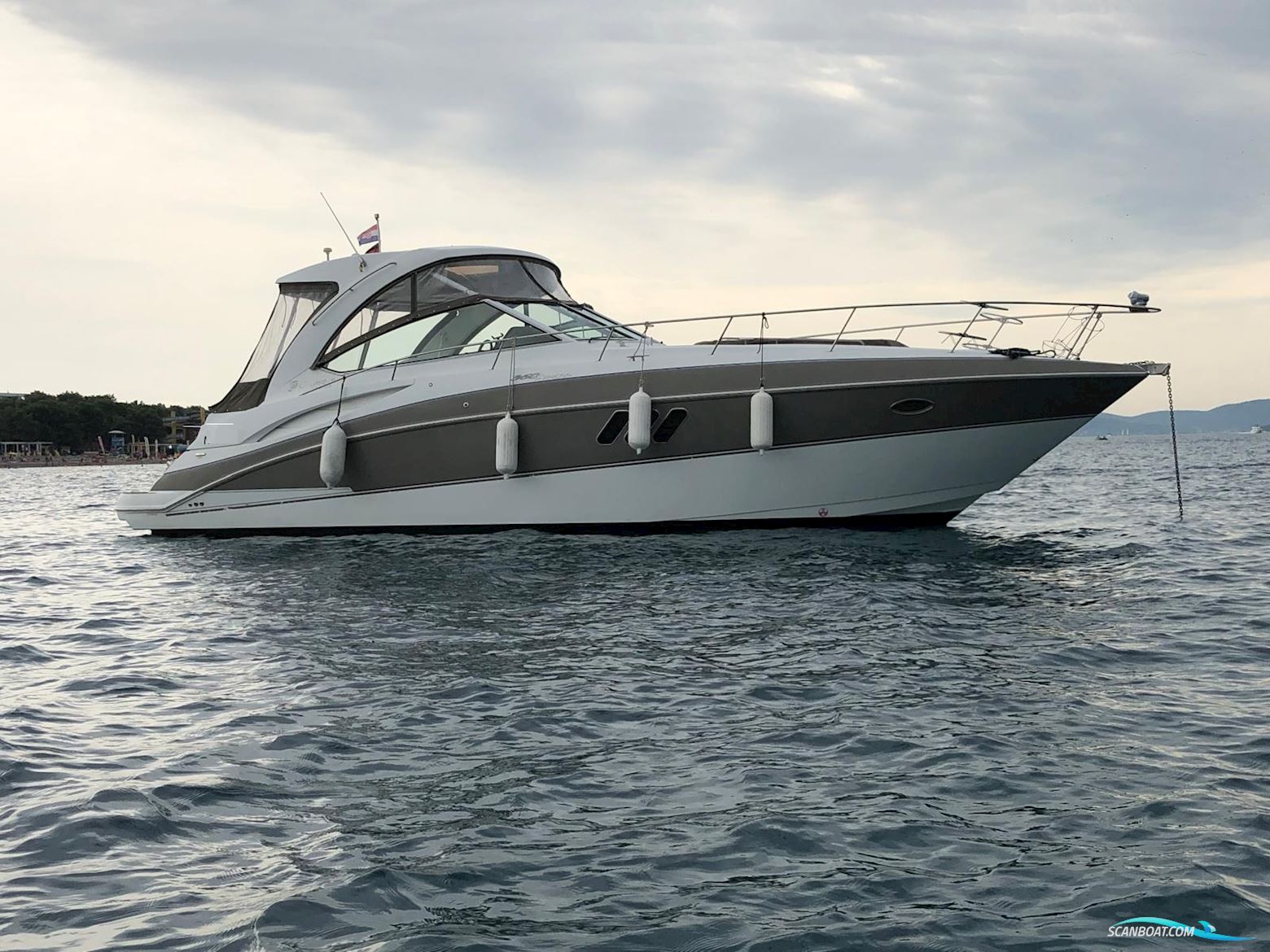 CRUISERS 360 Motorbåd 2008, med Volvo Penta D6 motor, Kroatien