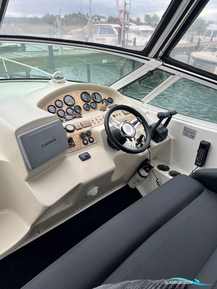 Cruisers Yacht Rouge 3075