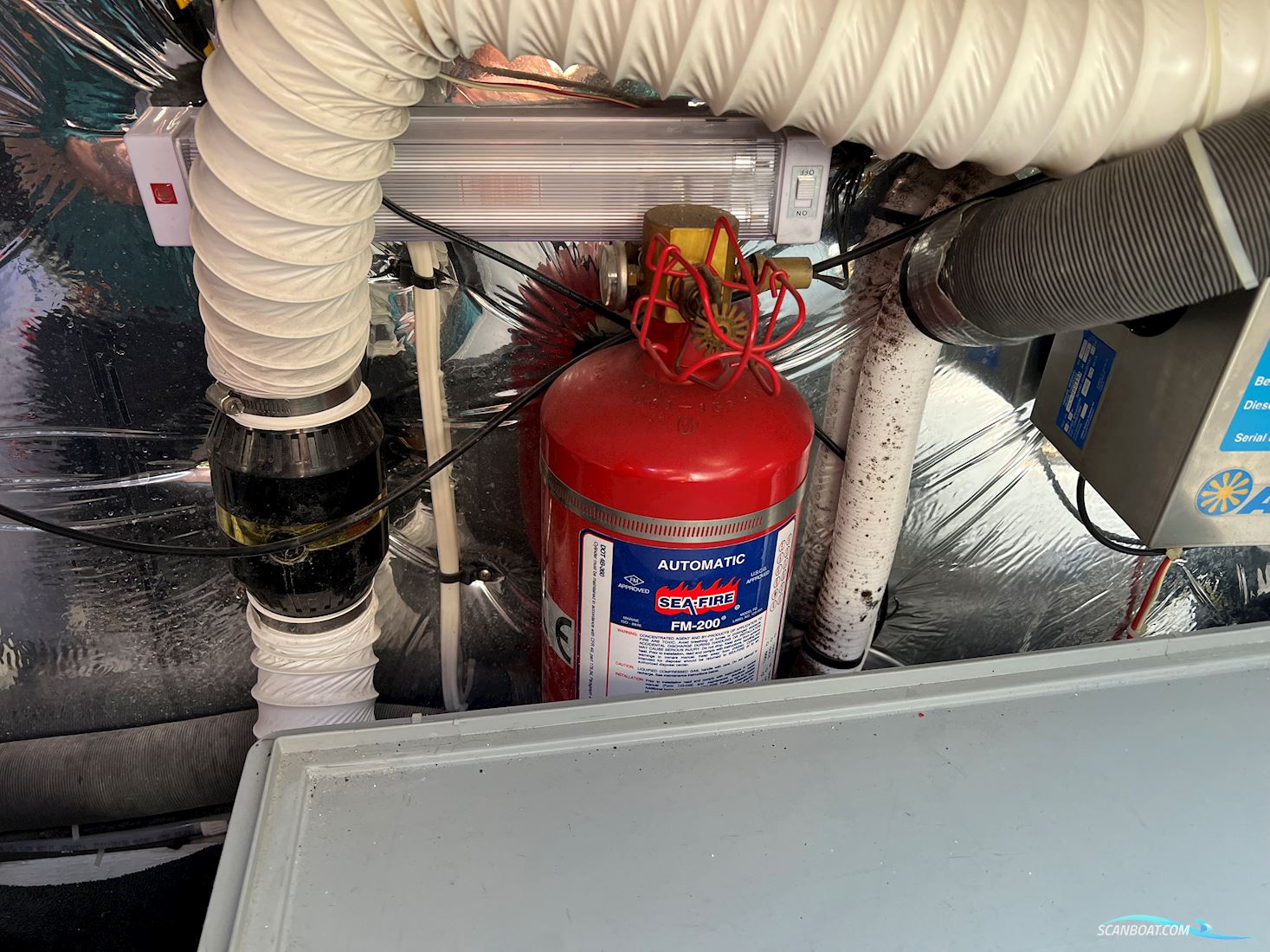 Cruisers Yacht Rouge 3075