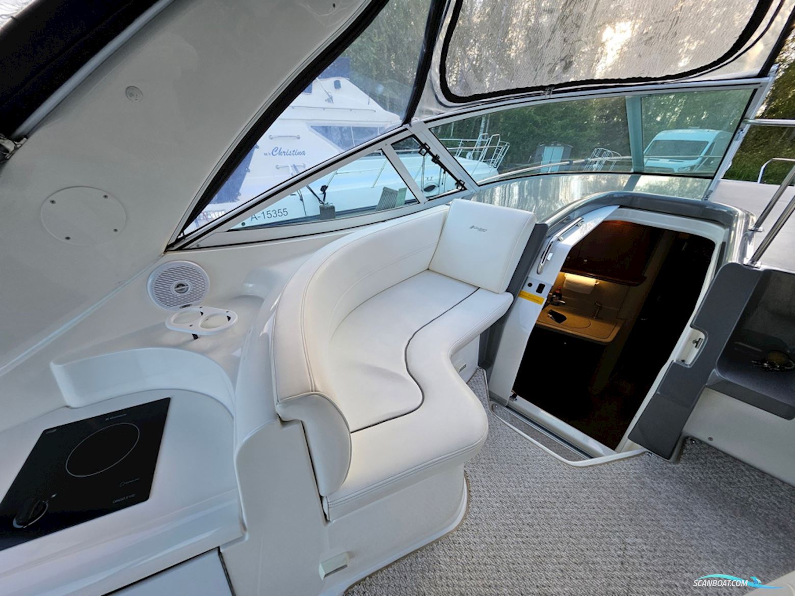 Cruisers Yachts 340 Express