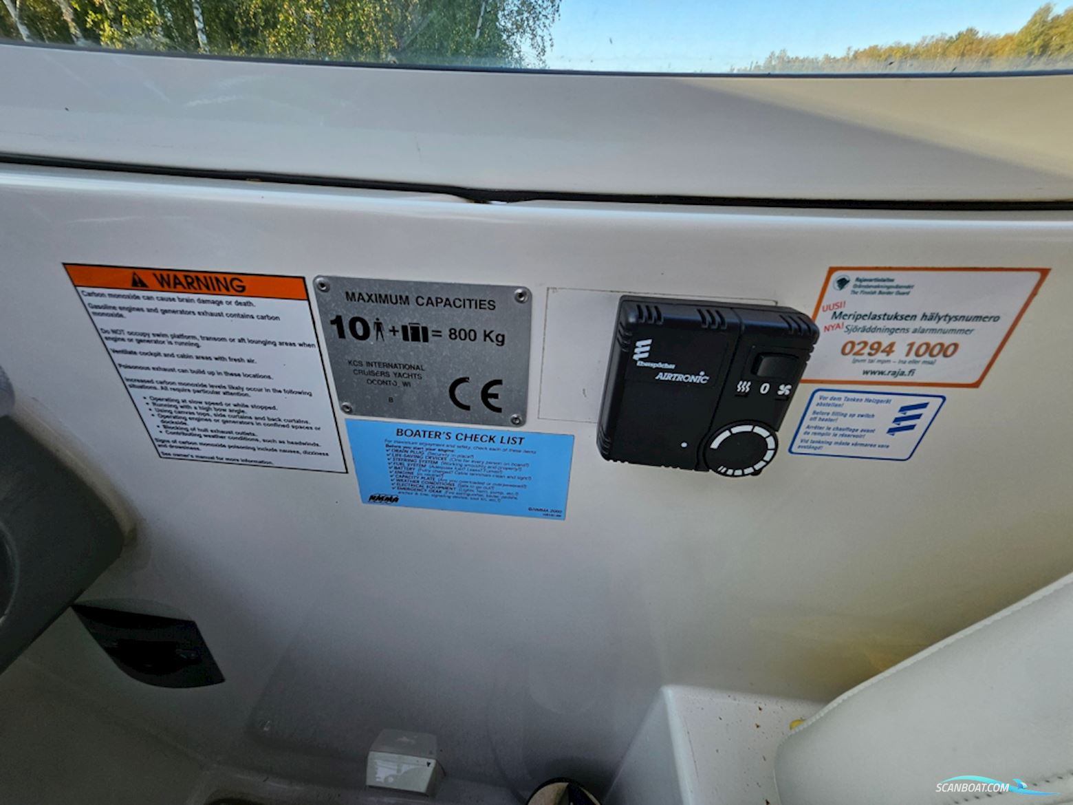 Cruisers Yachts 340 Express