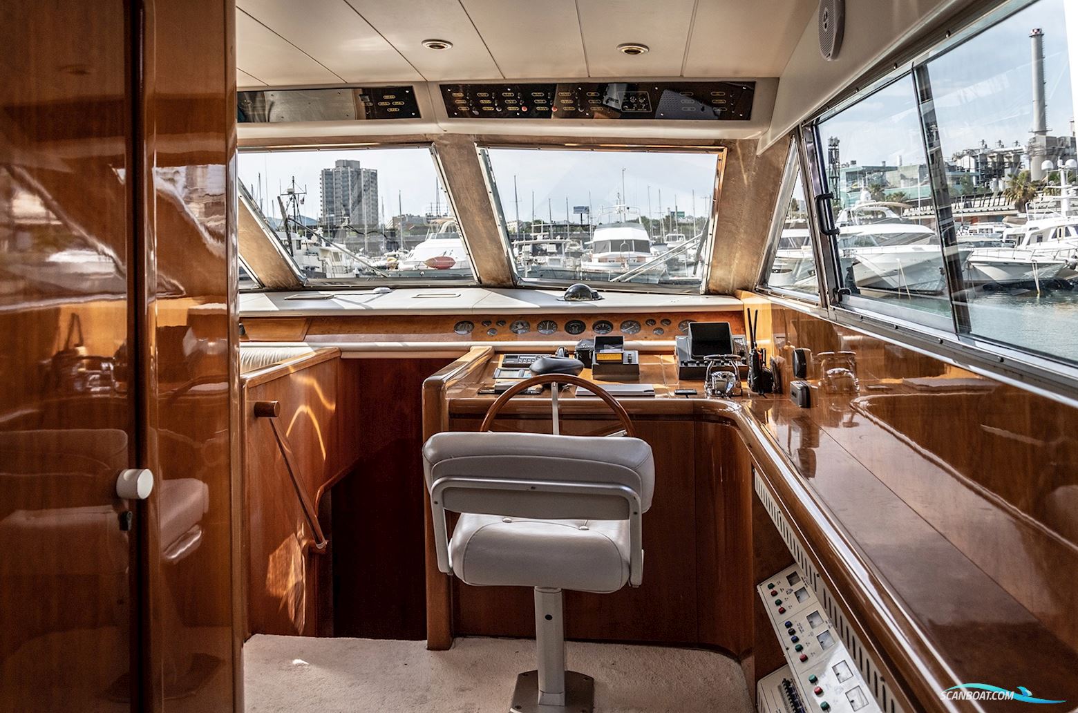 C.T.M. Milano FALCON 80