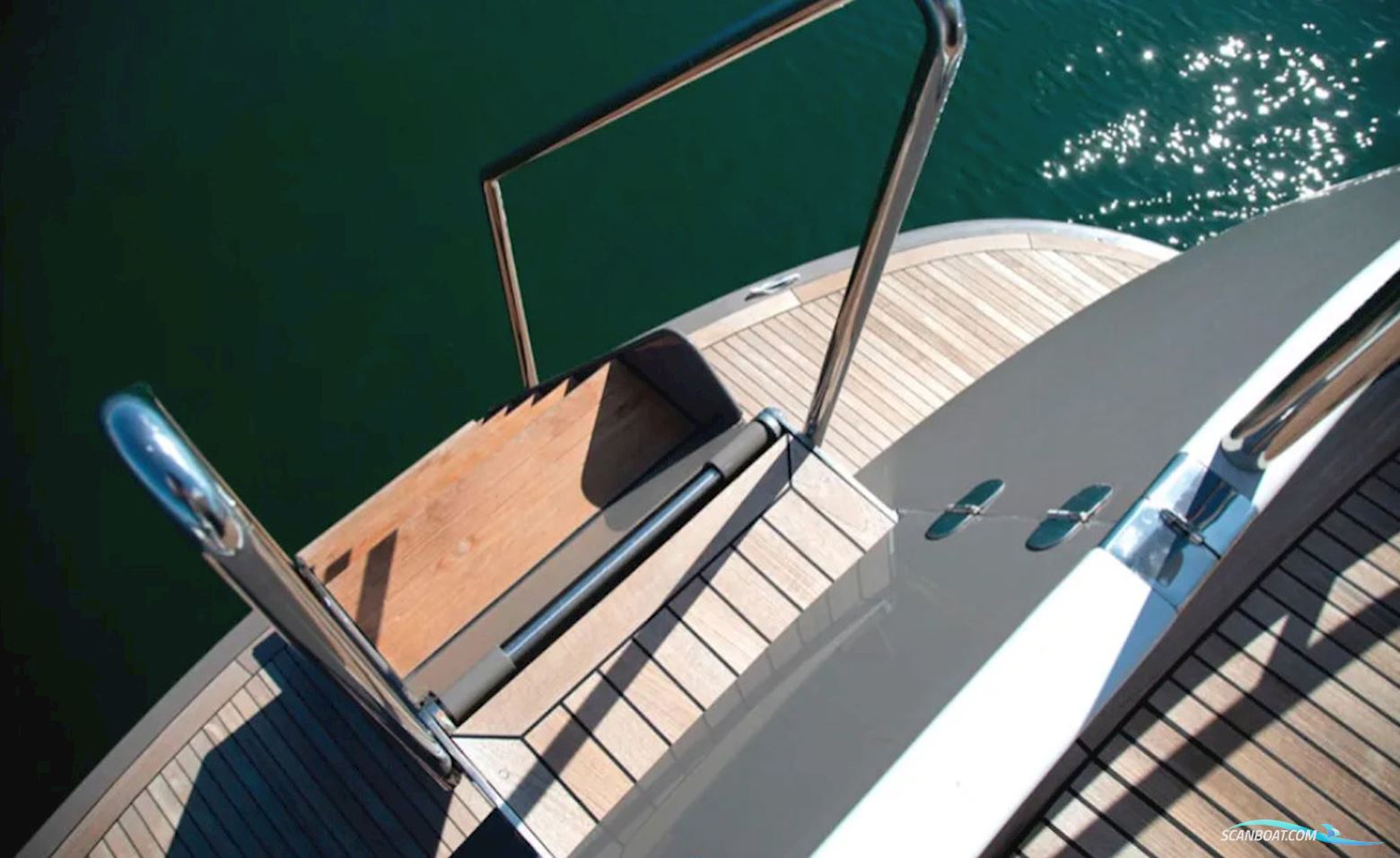 Custom 33M