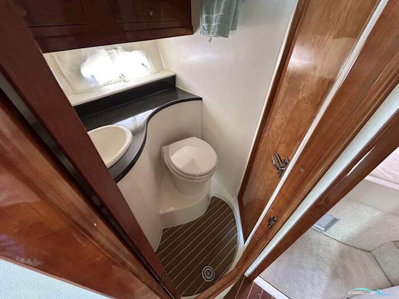 Custom Built Blackwater Motor Yachts 36 Flybridge