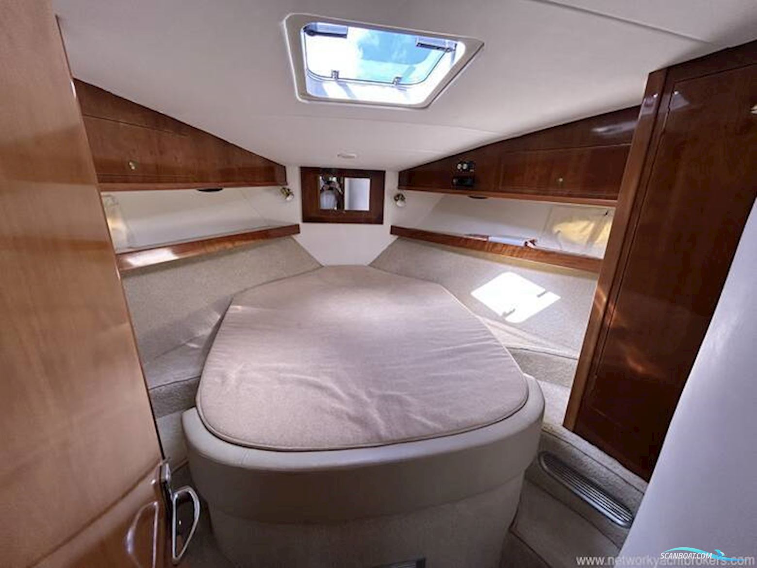 Custom Built Blackwater Motor Yachts 36 Flybridge