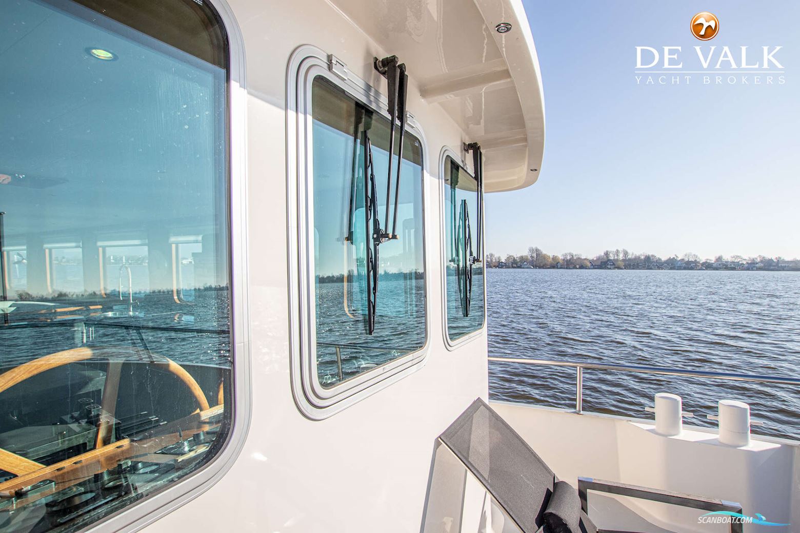 Custom Built Live Aboard 1800