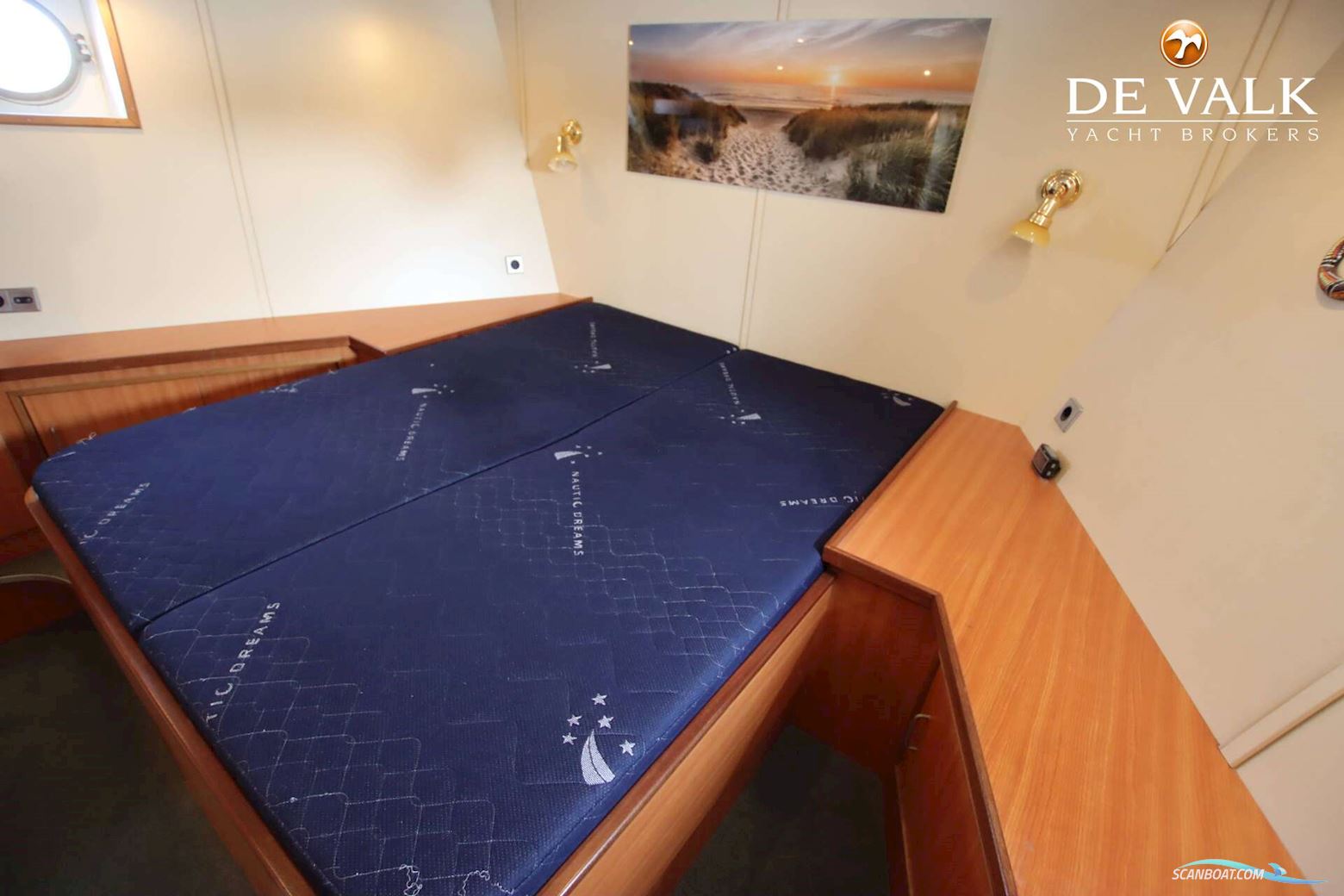 Custom Explorer Trawler 1800