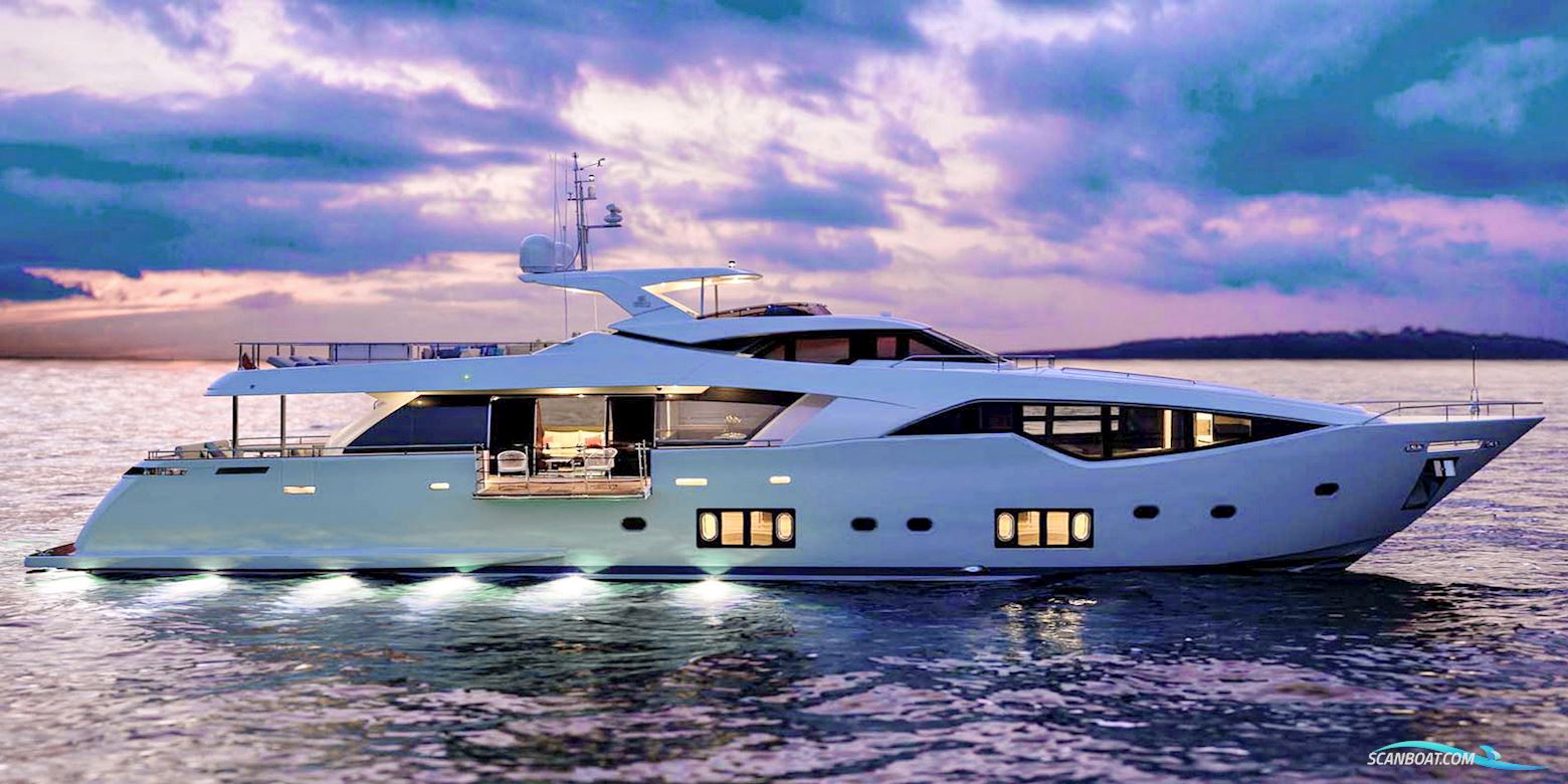 Custom Line 108 Motorbåd 2016, med MTU 16V 2000 M94 motor, Tyrkiet