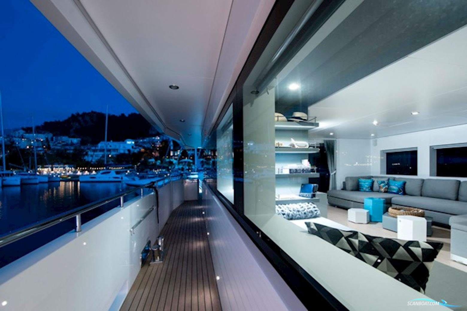 Custom Line Arkin Pruva