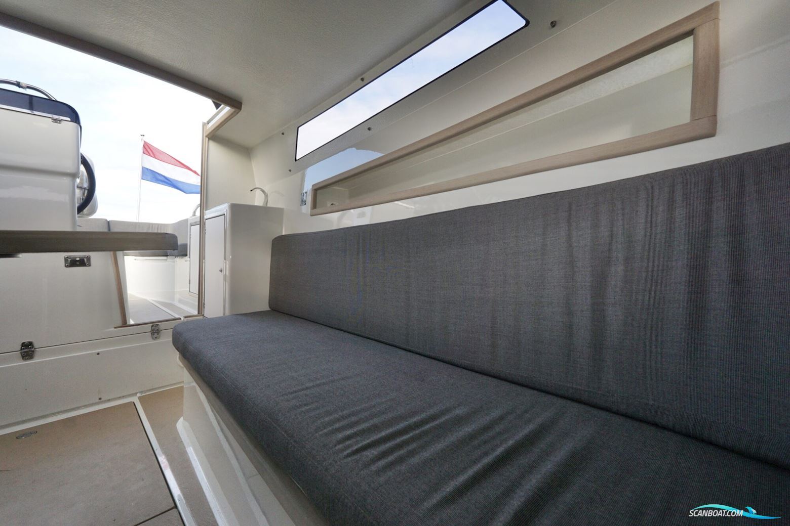 Damarin 732 Cabin