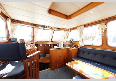 Damen Pushy Cat 15.00 AK Cabrio Motorbåd 1984, med Mercedes motor, Holland