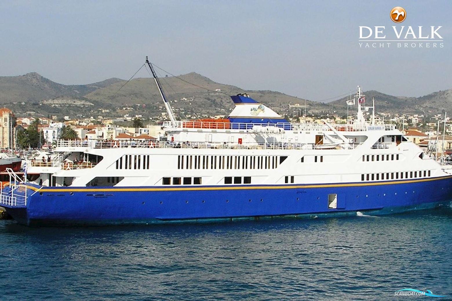 Day Passengers Ship 77.4