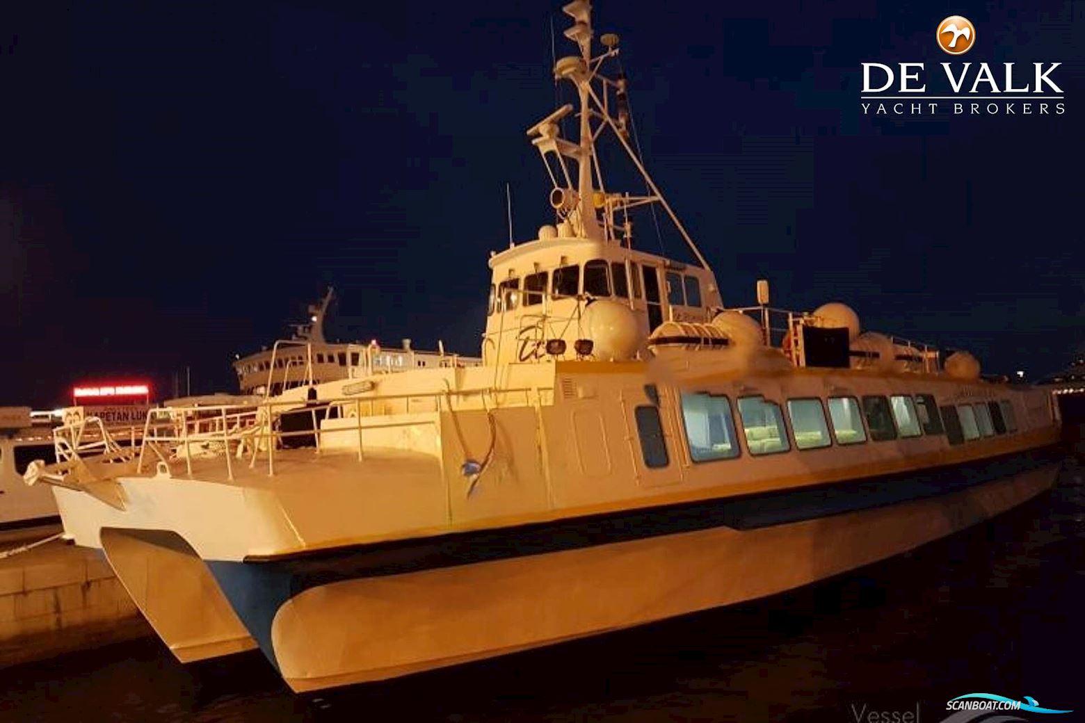 Day Passengers Ship Catamaran 26.5