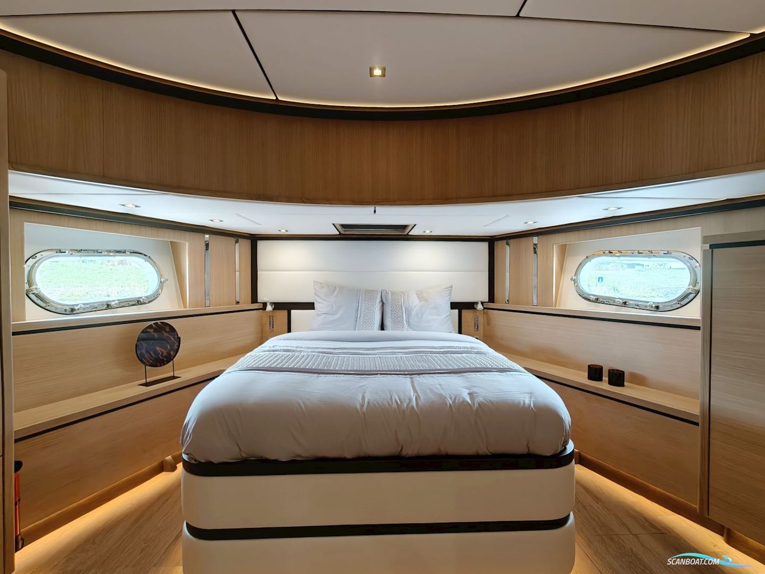 De Alm Grand Voyager 65