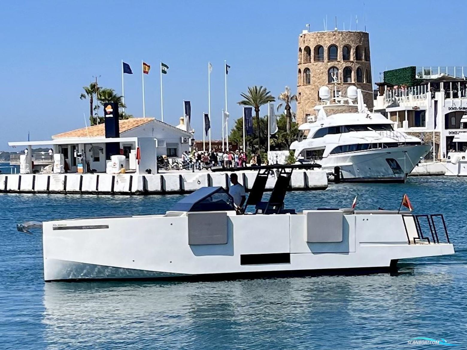 De Antonio Yachts D33 Open Motorbåd 2017, med Mercury motor, Spanien