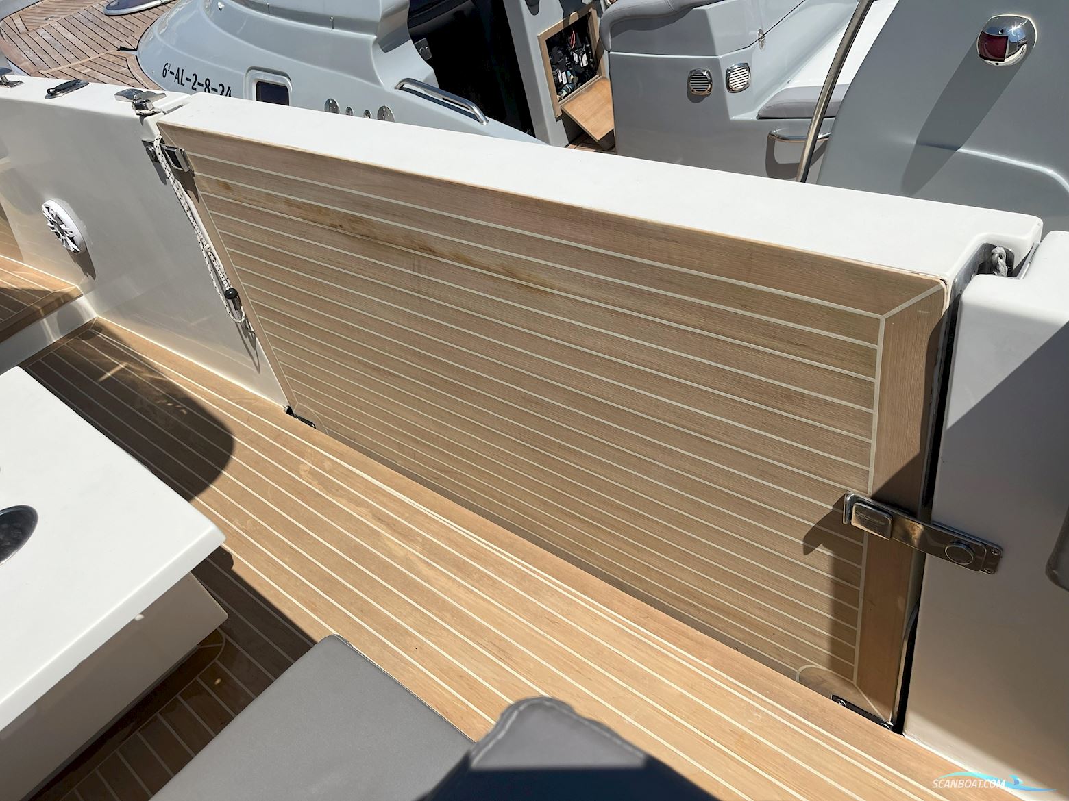 De Antonio Yachts D33 OPEN