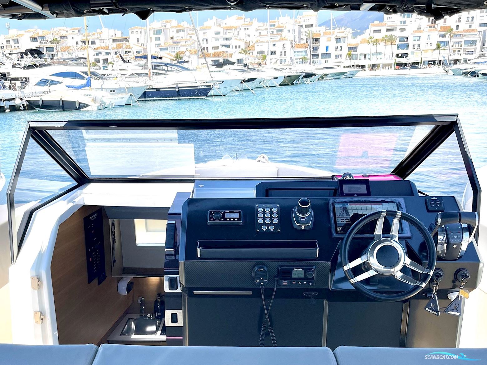 De Antonio Yachts D33 OPEN