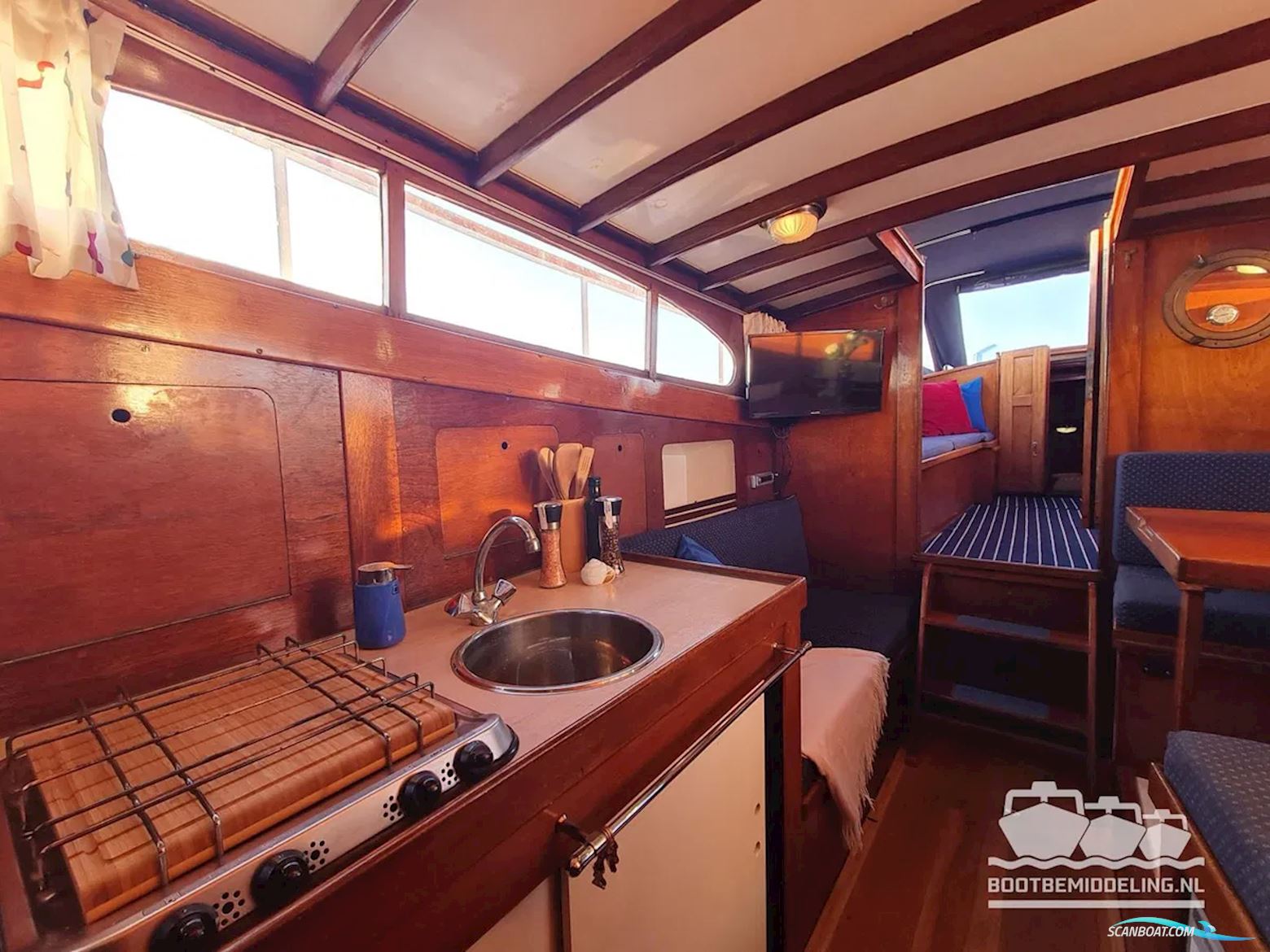 De Vries Lentsch 10.50 OK/AK