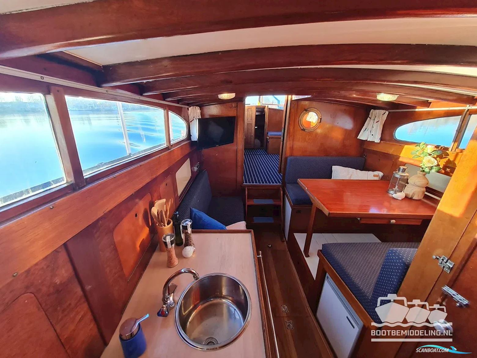 De Vries Lentsch 10.50 OK/AK