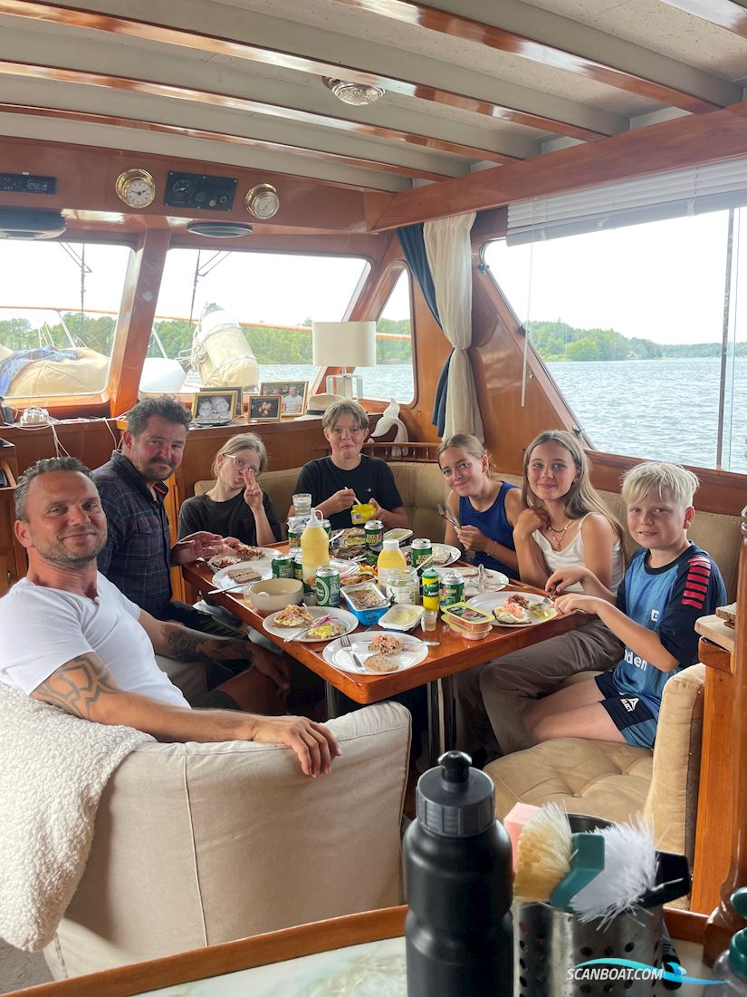 Defever 48 Sundeck