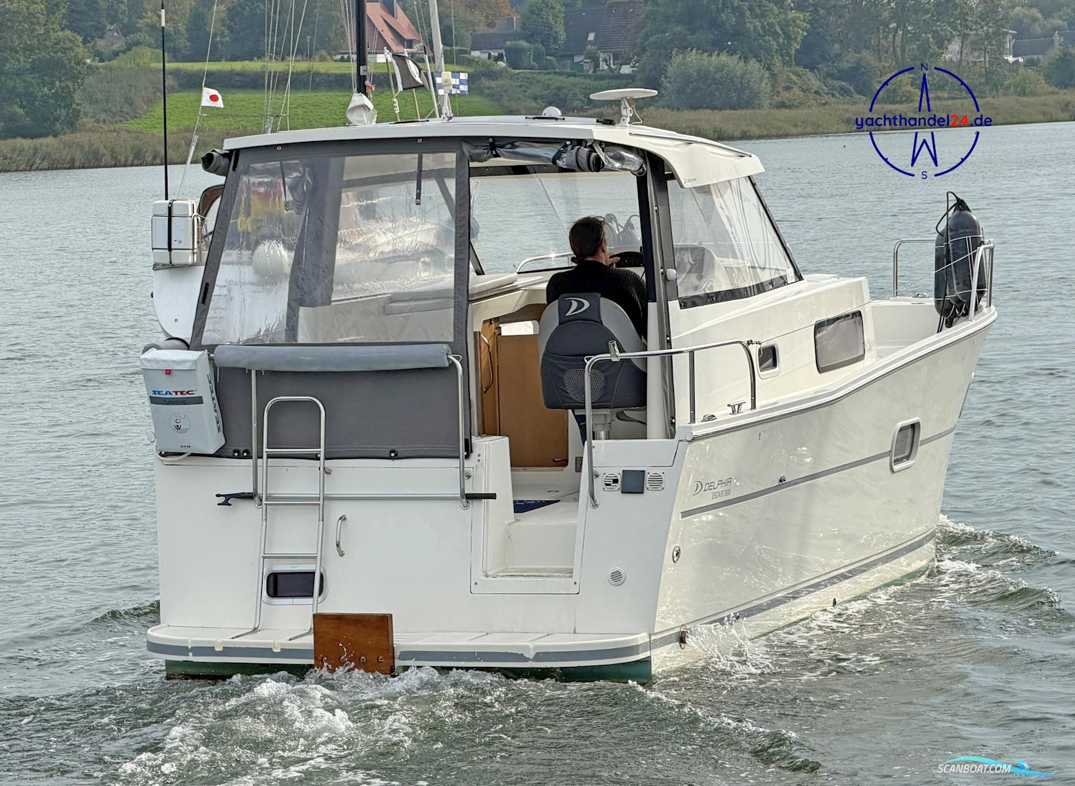Delphia 800 Escape