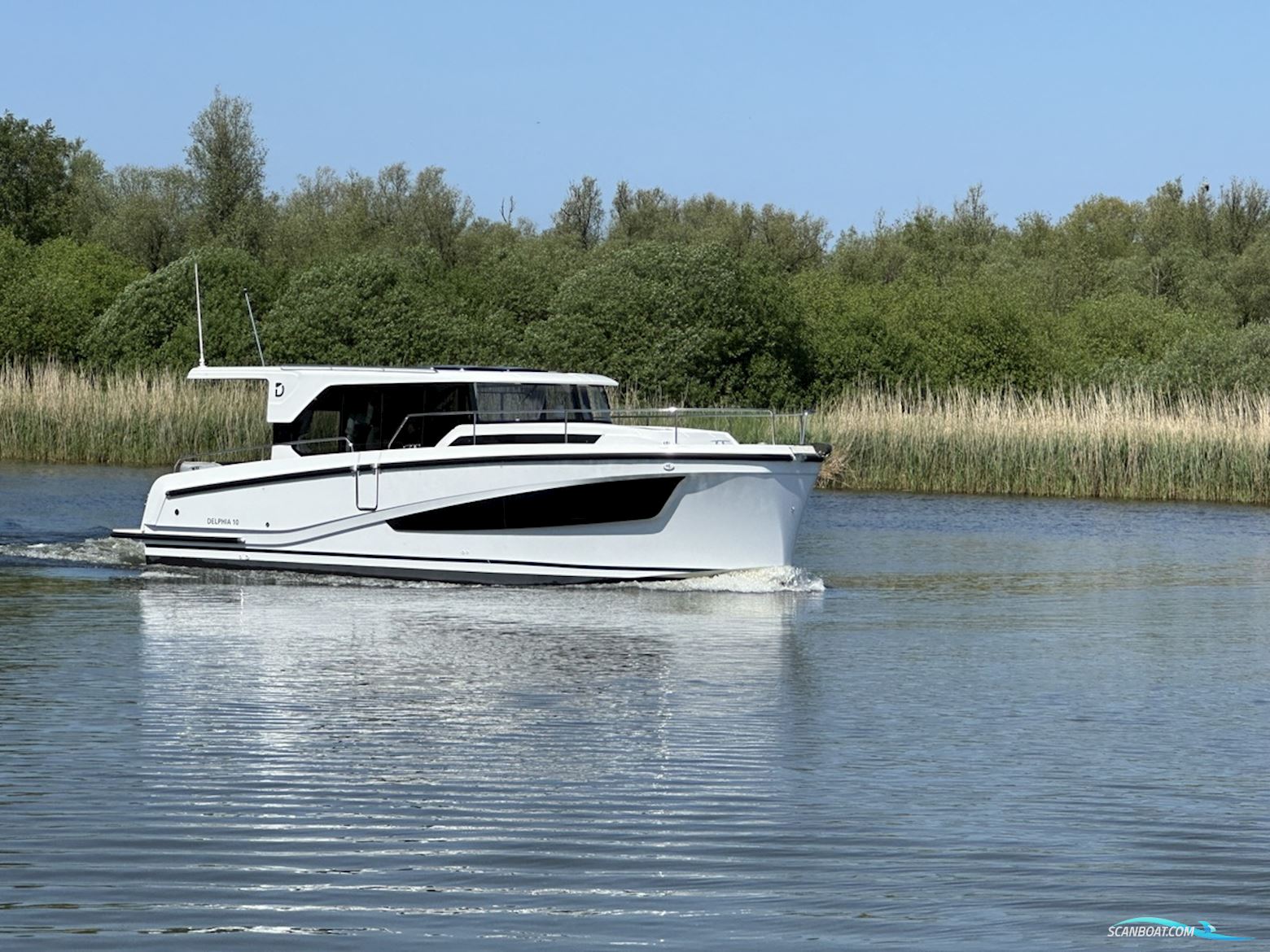 DELPHIA YACHTS 10 Sedan ELEKTRIC