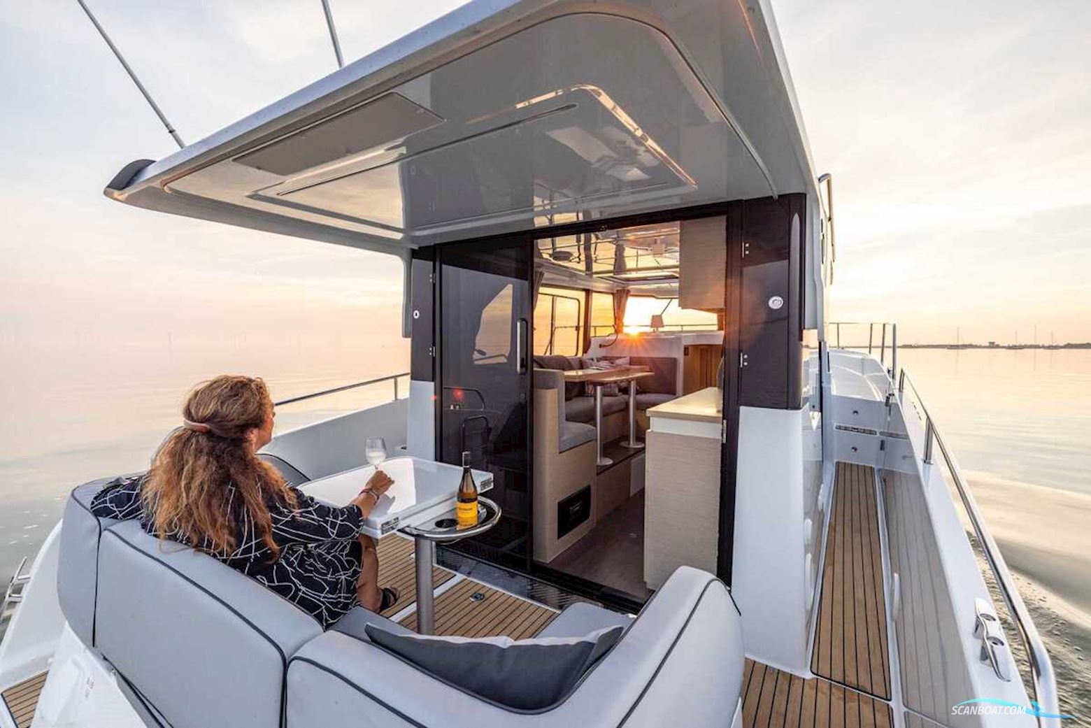 DELPHIA YACHTS 10 Sedan