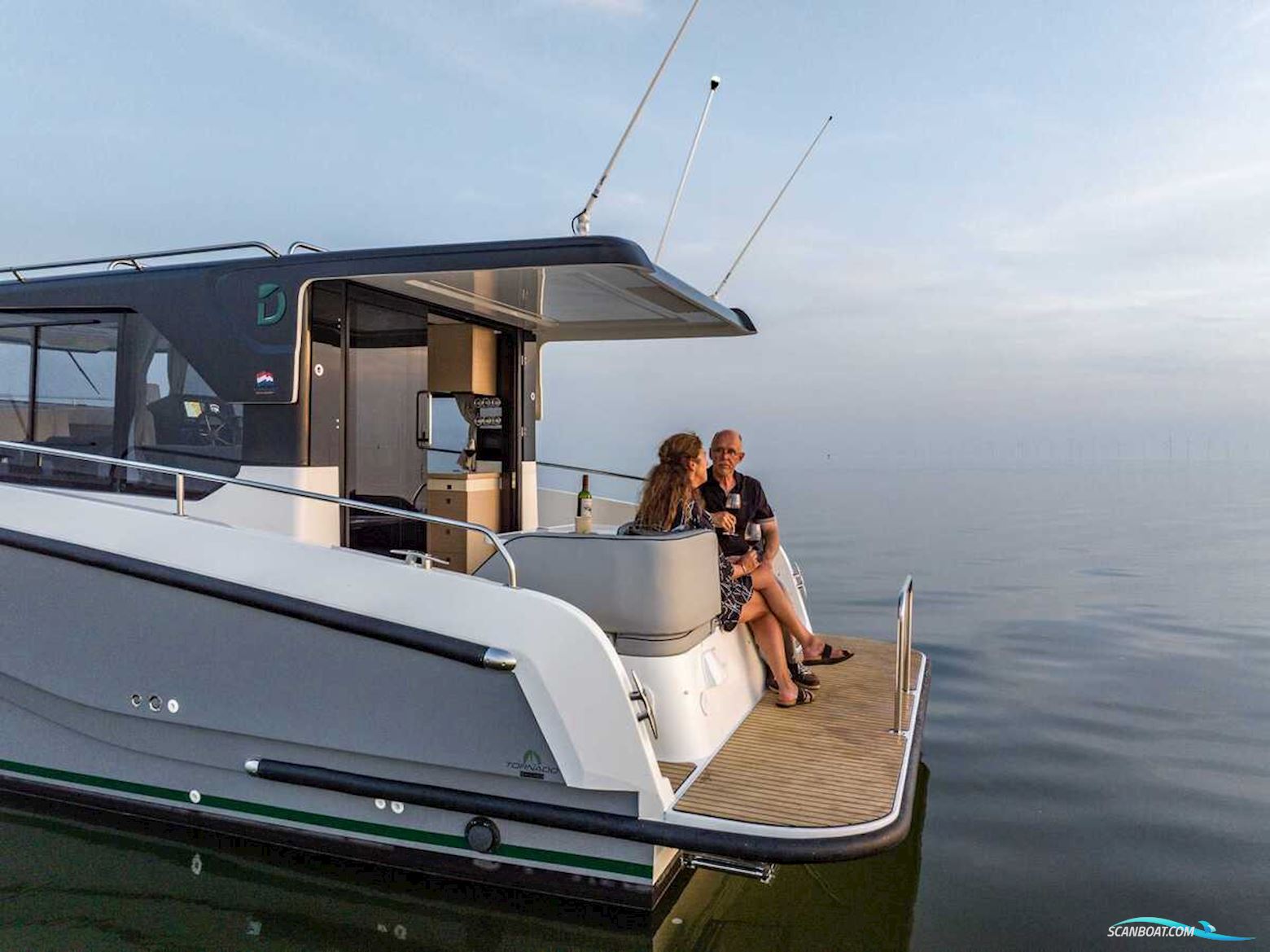 DELPHIA YACHTS 10 Sedan