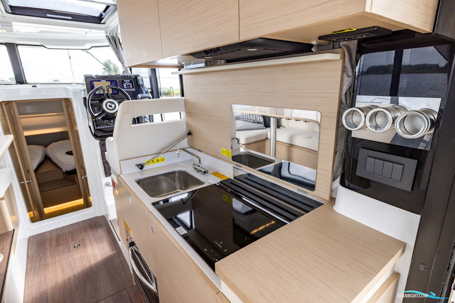 DELPHIA YACHTS 10 Sedan
