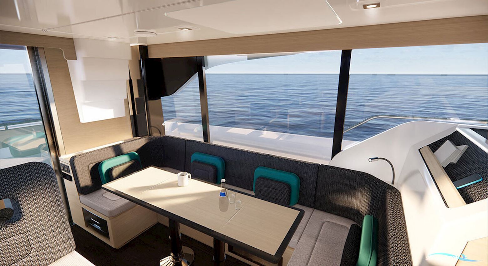 DELPHIA YACHTS 11 Flylounge