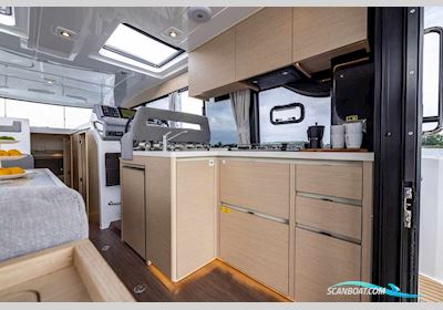 DELPHIA YACHTS 11 Sedan Electric Motorbåd 2026, Holland