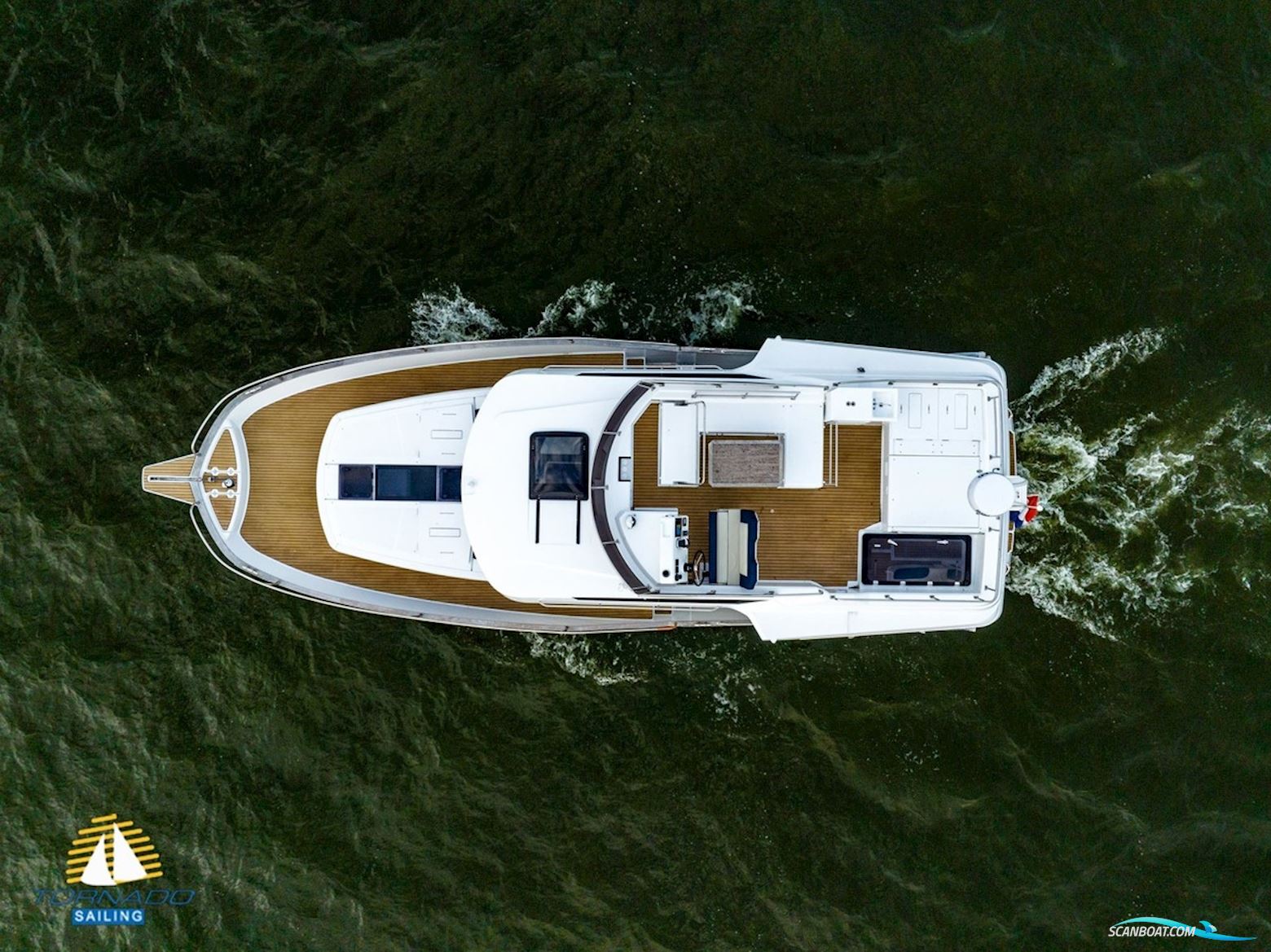 DELPHIA YACHTS 12 Flylounge