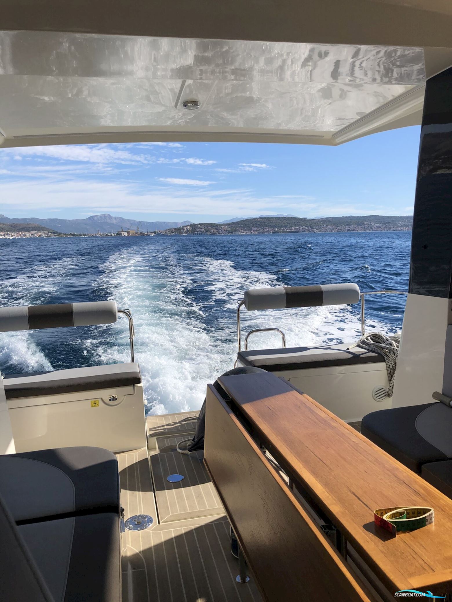 Delphia Yachts Escape 1350