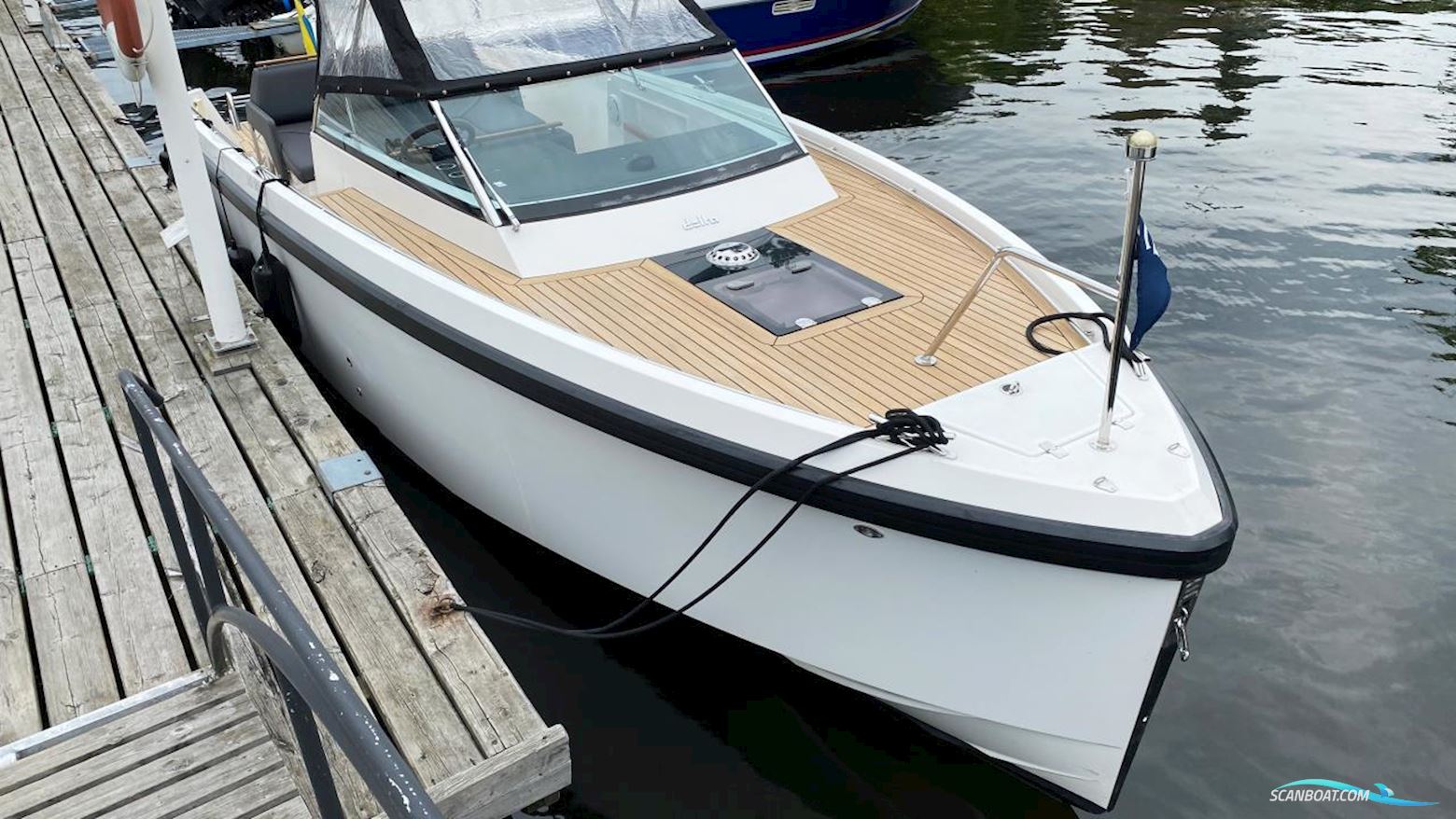 Delta 26 Open