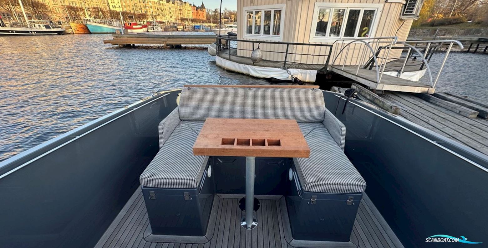 Delta 26 Open