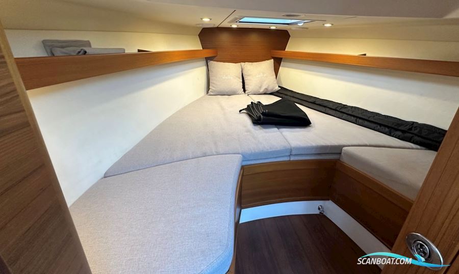 Delta 26 Open