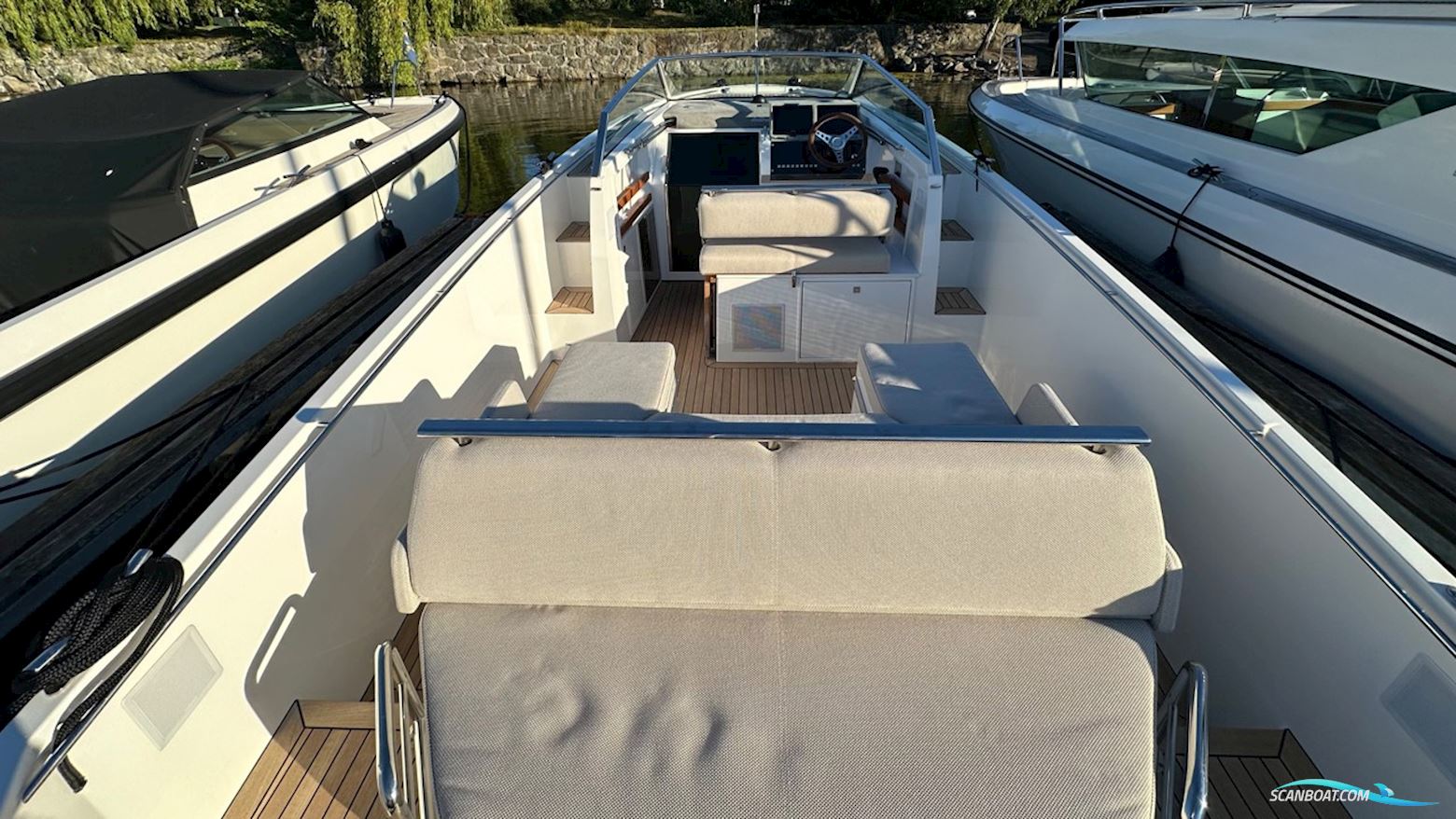 Delta 26 Open