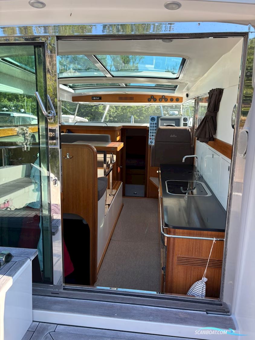 Delta 34 SW