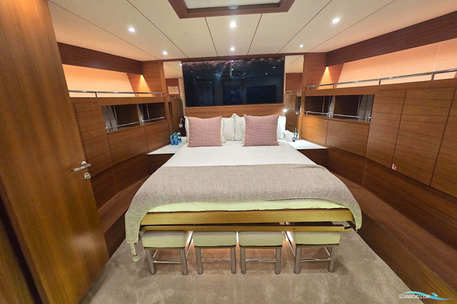 Delta Powerboats 88 Carbon