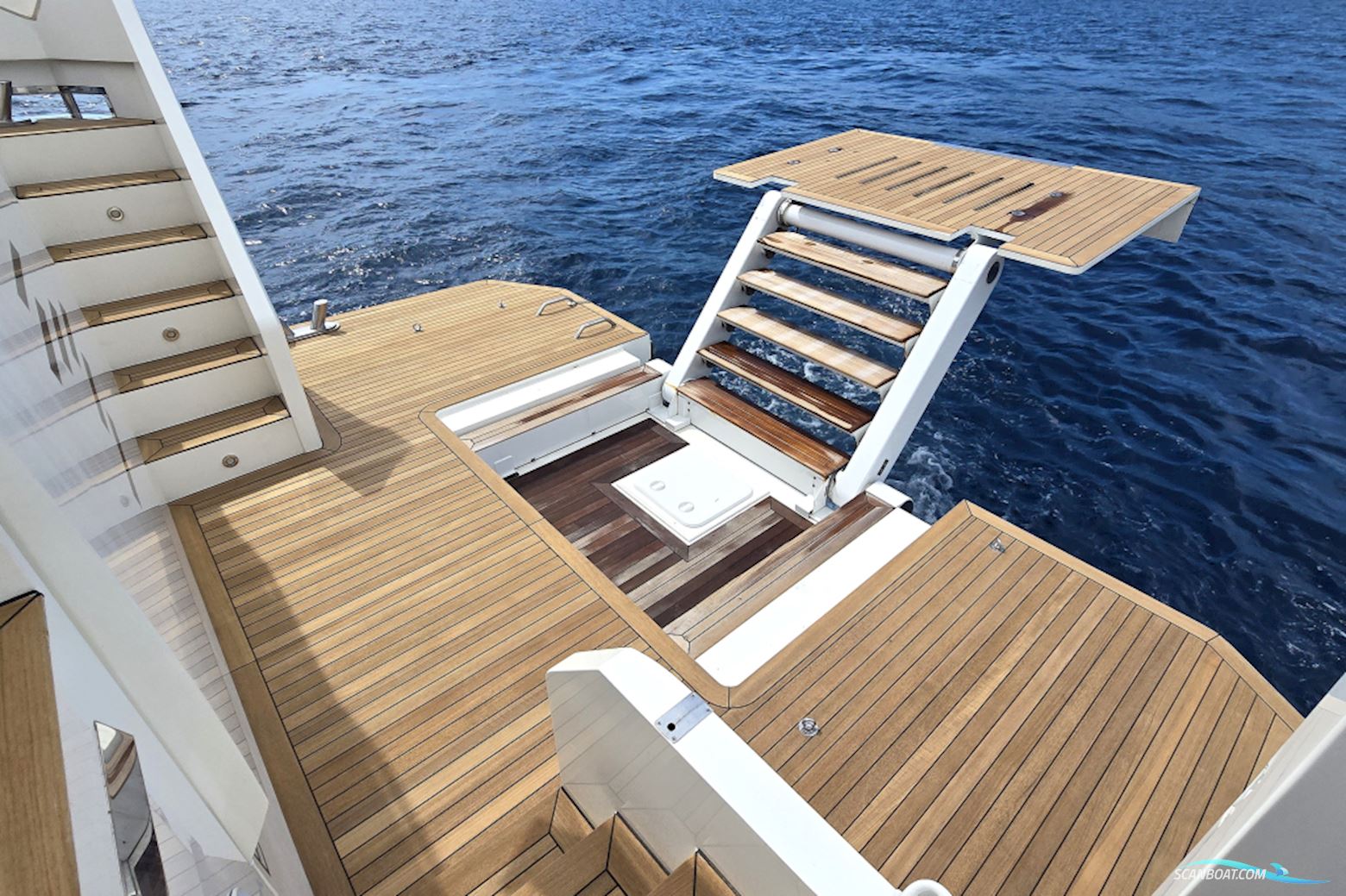 Delta Powerboats 88 Carbon