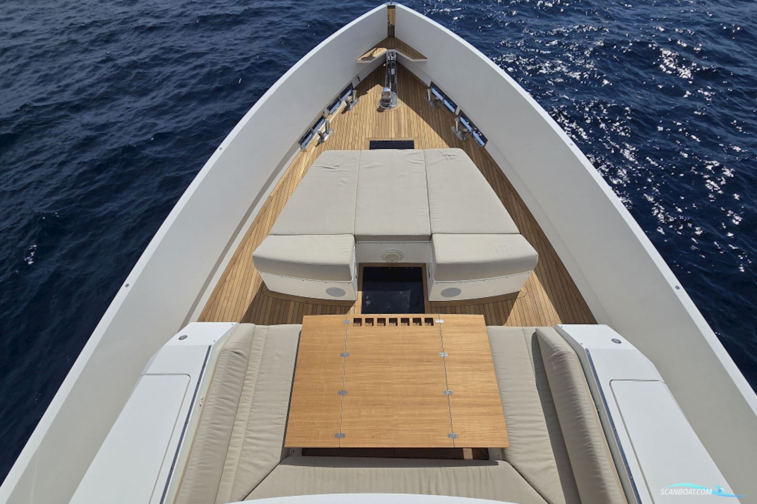 Delta Powerboats 88 Carbon