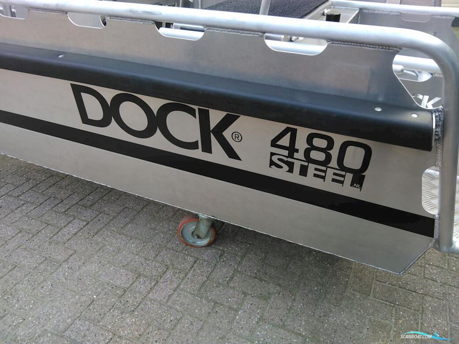 Dock 480