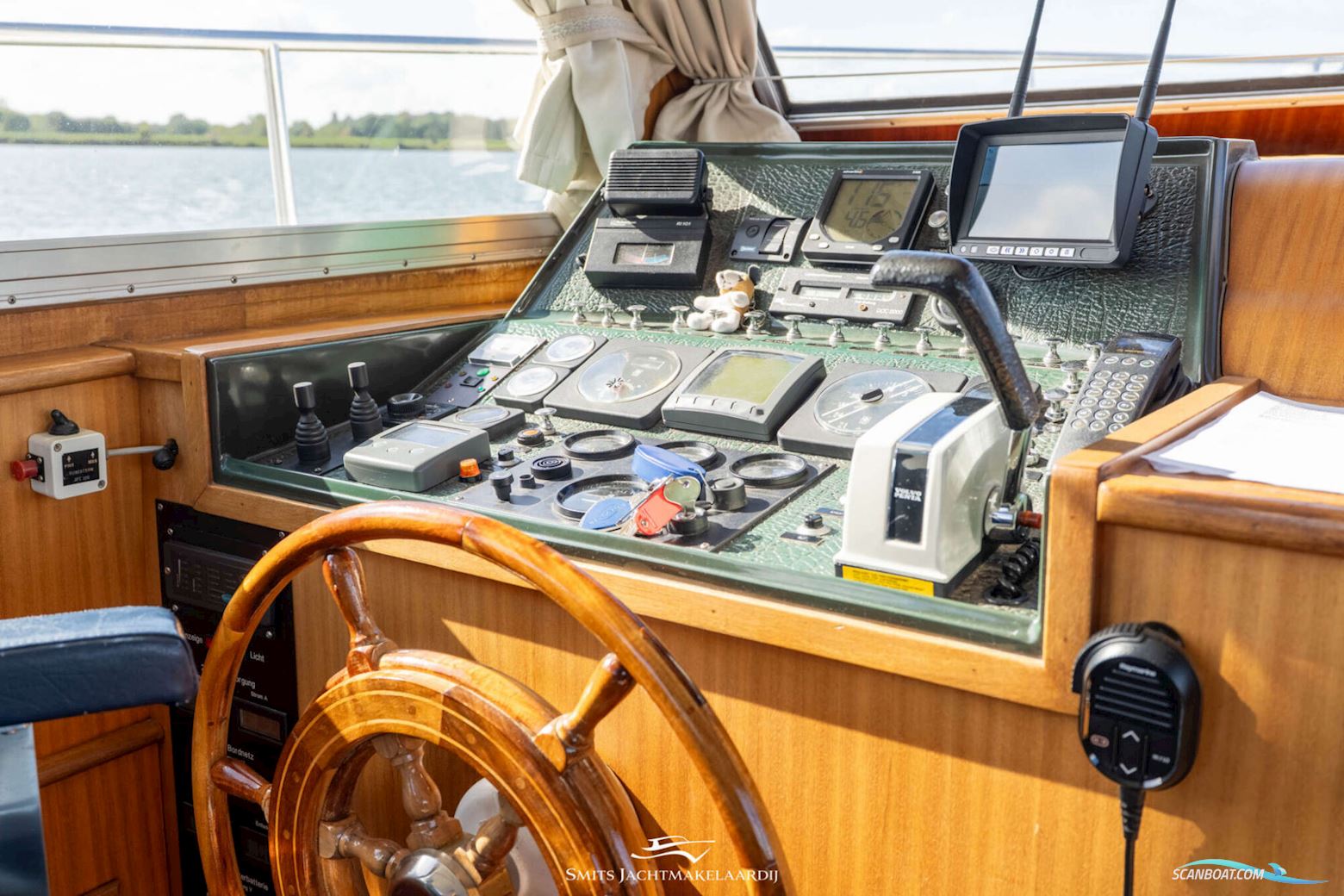 Drettmann Grace 13.00 Flybridge