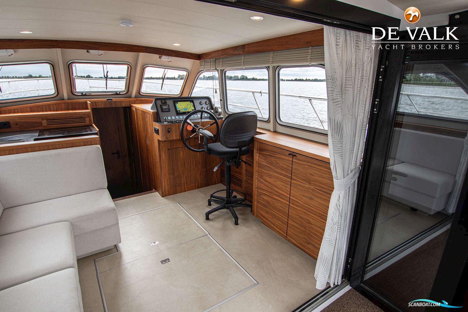 Dutch Steel Open Cockpit Cruiser 1350