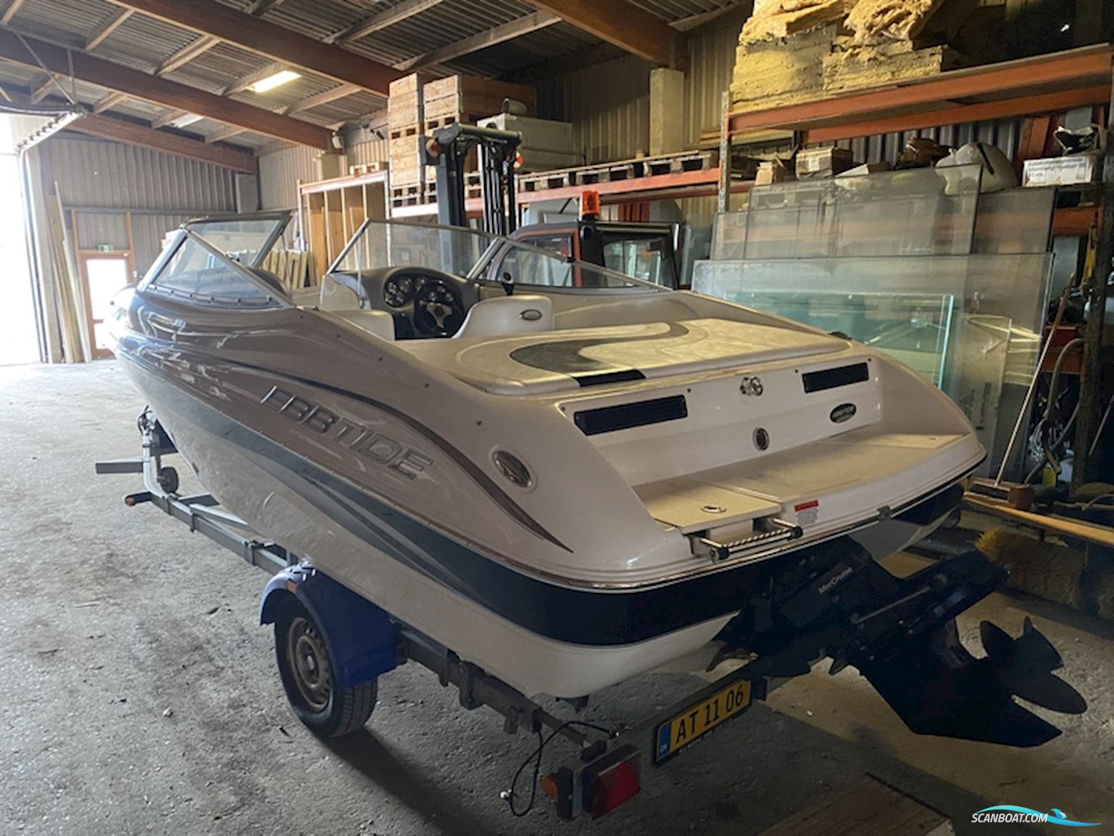 Ebbtide 180 bowrider