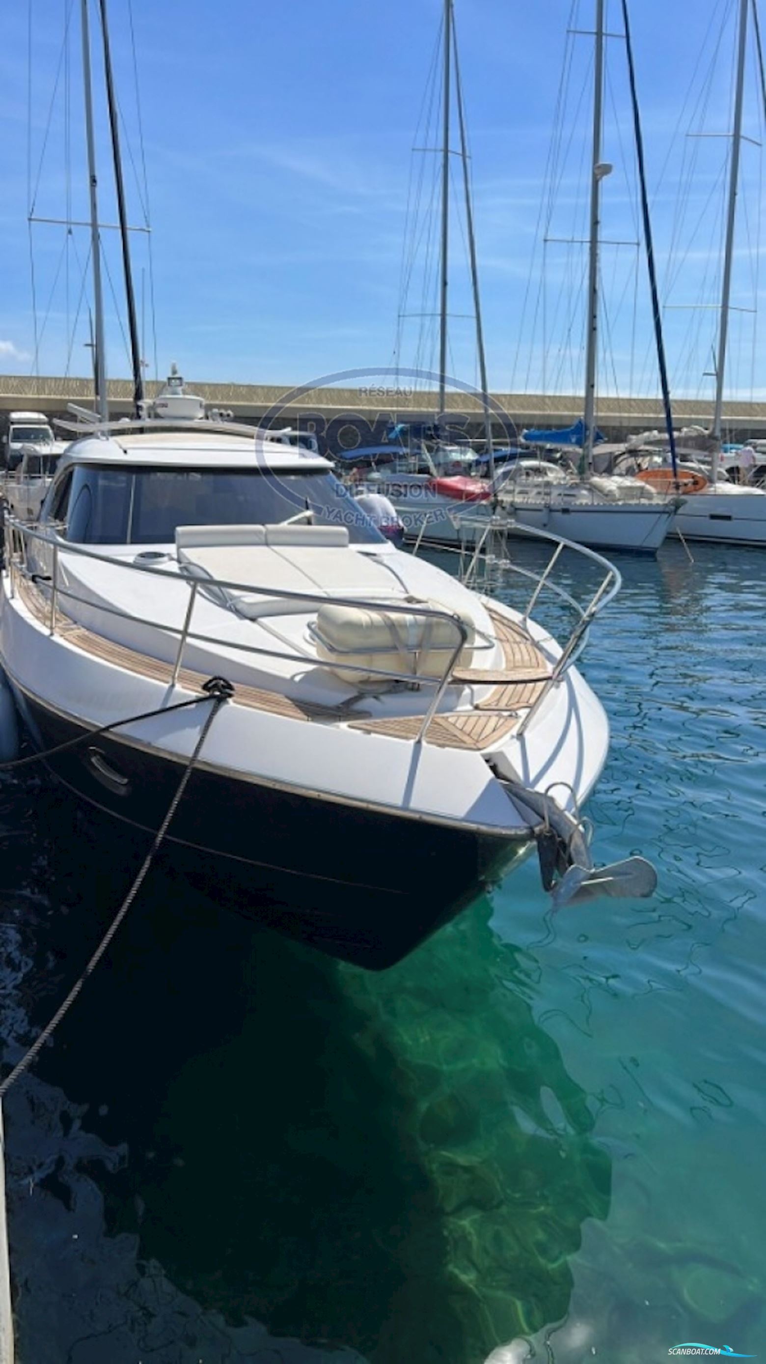 Elan Motorni Elan 42 HT