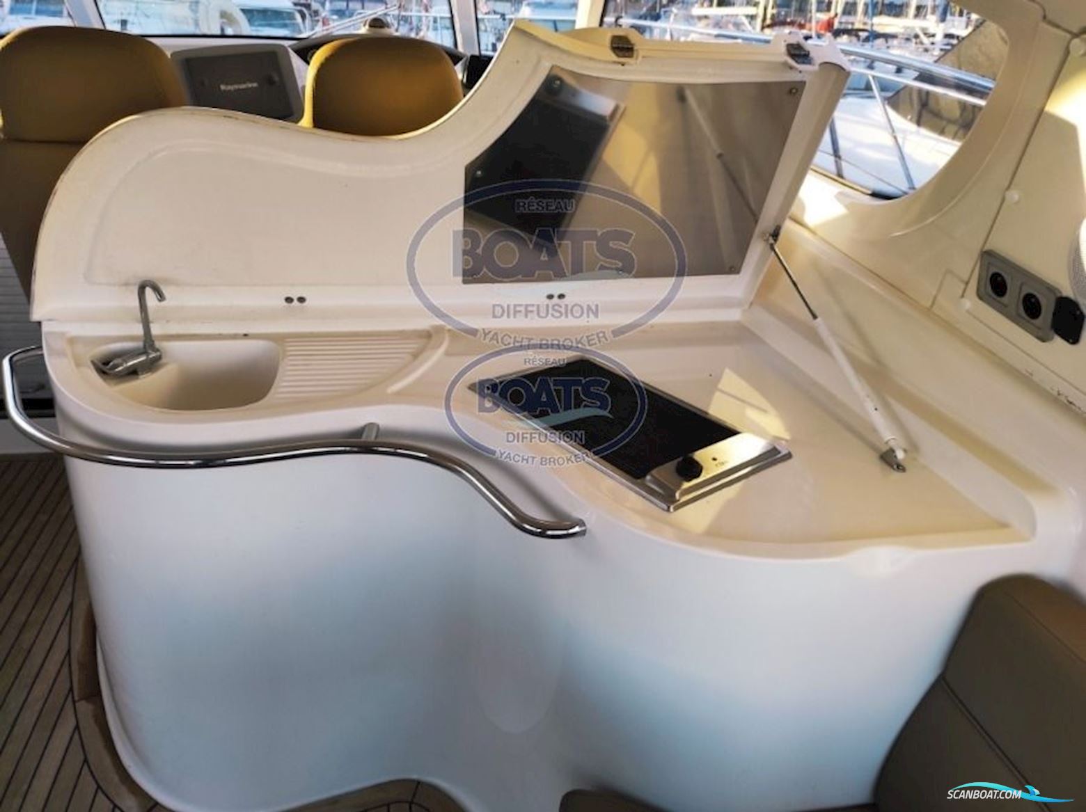 Elan Power Yachts ELAN Power 42 HT
