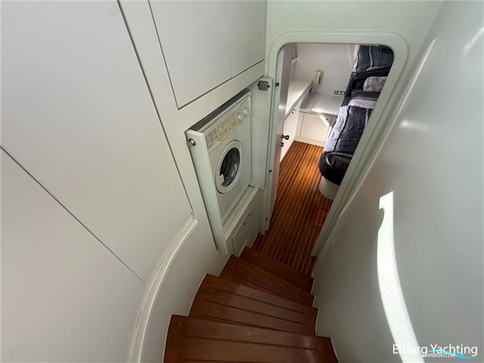 Elegance 53
